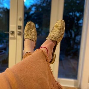 Tory Burch mules 6:5